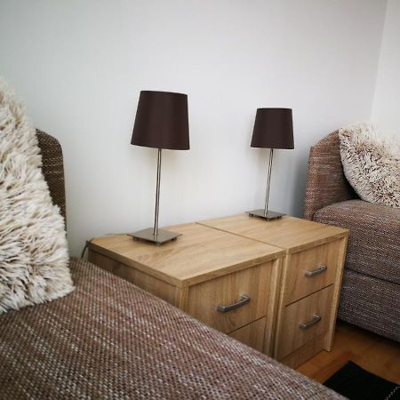 Voeroesmarty Apartman Miskolc - Belvaros - Downtown المظهر الخارجي الصورة