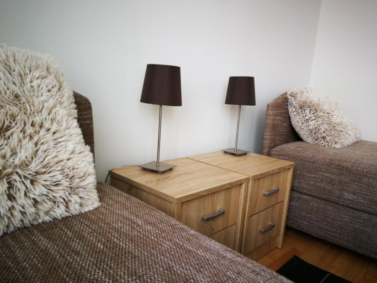 Voeroesmarty Apartman Miskolc - Belvaros - Downtown المظهر الخارجي الصورة